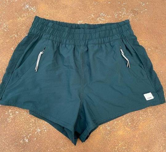 Vuori  dash short in teal sz xs