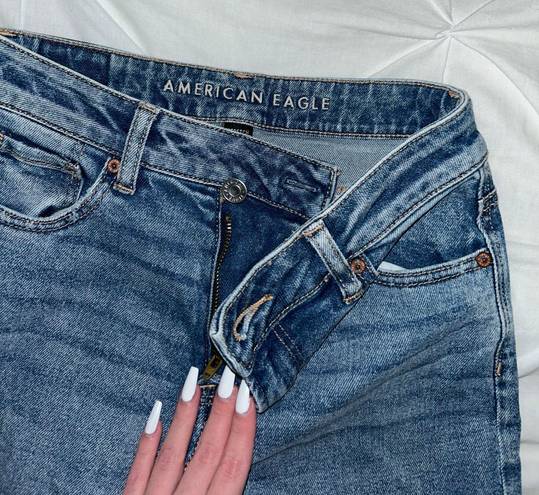 American Eagle mom jeans