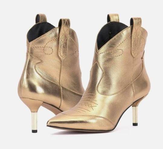 Jessica Simpson NEW  Nelda Gold Pointed Toe Pull On Kitten Heel Western  Booties