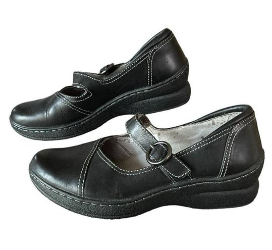 L.L.Bean  Womens Mary Jane Comfort Shoes 6W Black Leather Classic Buckle Strap