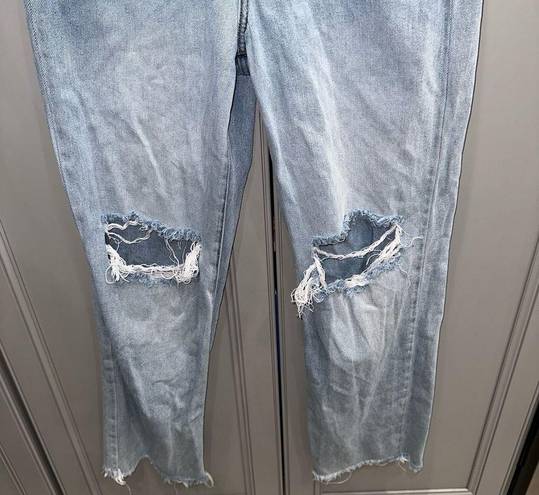 Cello  High Rise Distressed Dad jeans size 28