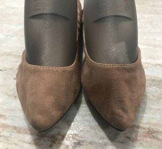 Breckelle’s Breckelle Suede Tan Flats - sz 6.5 - New