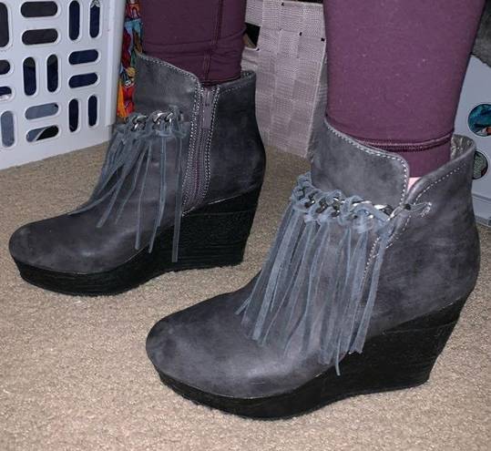 sbicca Grey Fringe Wedges