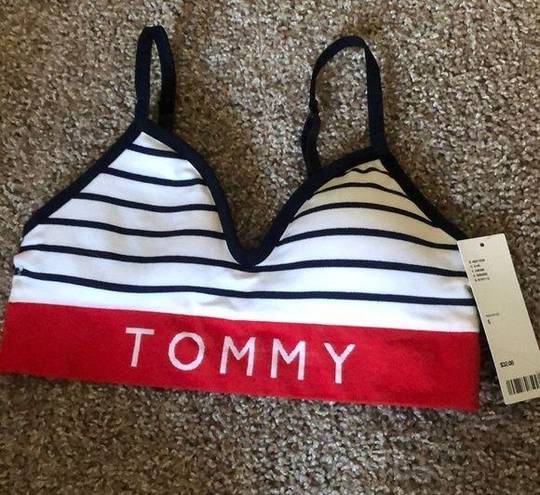 Tommy Hilfiger  x UO seamless push-up bralette