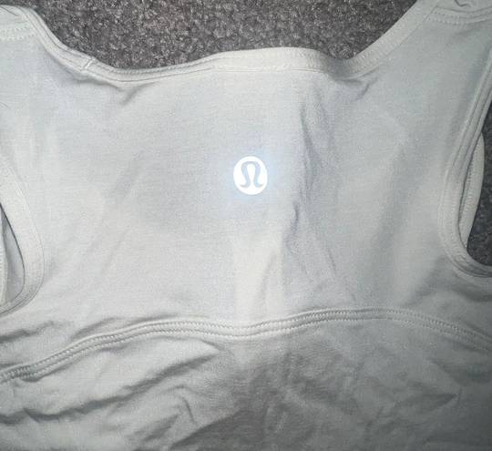 Lululemon NWT  Shoulder Cut-Out Yoga T-Shirt Size 6