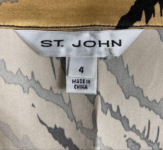 St. John  Animal Print Silk Long Sleeve Button Up Blouse Size 4 Vguc