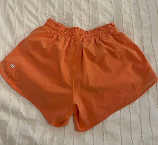 Lululemon Hotty Hot Short 2.5”