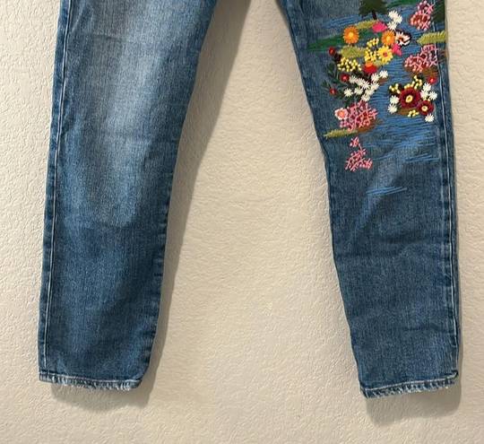 Alice + Olivia  AO LA High Rise Girlfriend Embroidered Mountain Jeans, Size 25