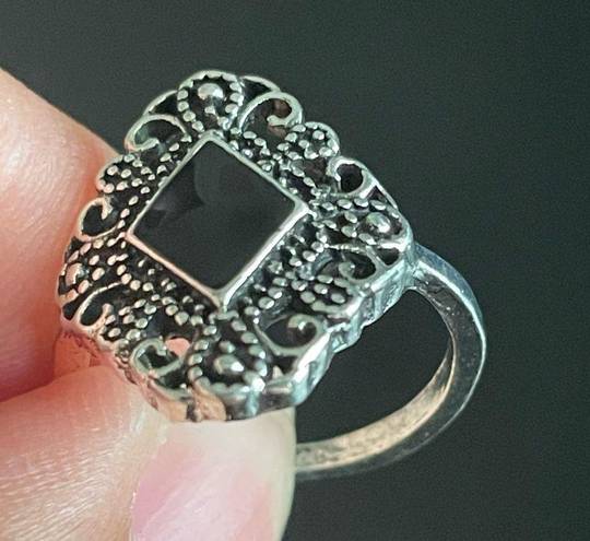 Onyx stone woman ring size 6.5