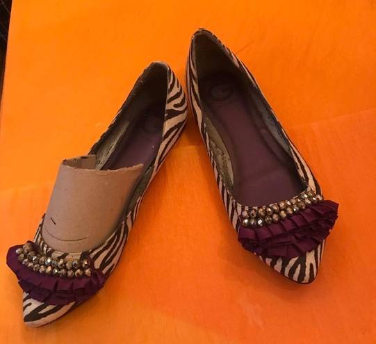 Guess  Zebra w/purple bow