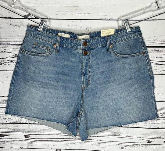 Universal Threads Universal Thread NWT Sz 18W Blue Denim Vintage Stretch Raw Hem Midi Jean Shorts