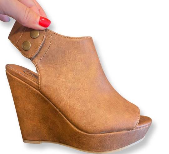 Candie's  Kacki Wedges