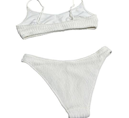 Women’s Minimalistic Abstract Ribbed Wavy White Bikini Set Size Small