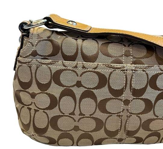 Coach  Brown Signature C Soho Shoulder Bag D1067-F15668 VTG Handbag Med Purse