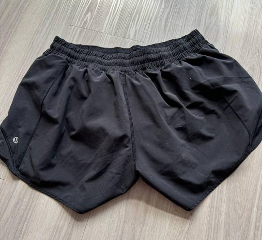 Lululemon Hotty Hot Shorts 4”