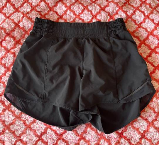 Lululemon Hotty Hot Short High-Rise 4”