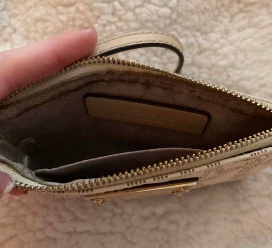 Michael Kors MK Wristlet / Wallet