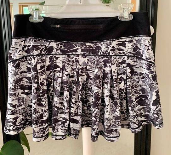 Lululemon  Black & White Skort