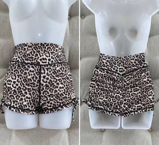 Zyia  Active Cheetah Print Scrunch Shorts Mob Wife S