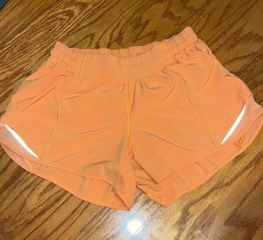 Lululemon Hotty Hot Shorts 4”