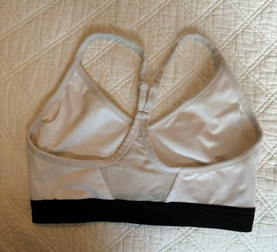 Nike Sports Bra White