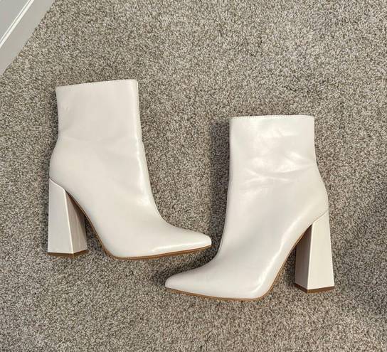 Boohoo White Heel Boots