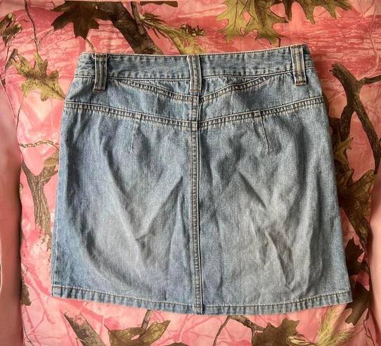 Talbots y2k denim mini skirt with rhinestone details and front pockets 