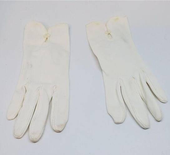 Vintage White Gloves