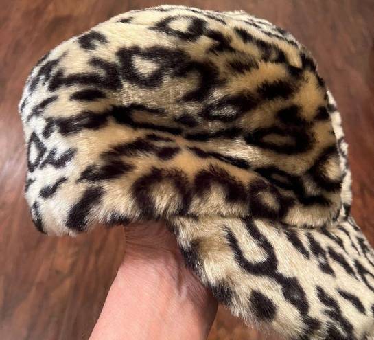 Pacific&Co Women's Leopard Faux Fur Baker Boy Cap San Diego Hat  OS