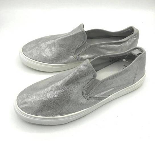 Gap  Womens Slip On Silver Sneakers Size 8