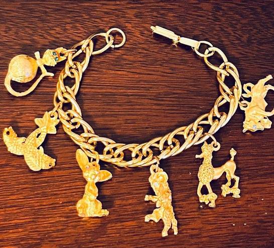 Krass&co Vintage HOB  Cat Mouse Animal Charm Bracelet Gold Tone Jewelry House Borvani