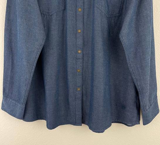 Ariat Womens Blue Southwestern Tapestry Real Vivacious Chambray Button Up Top