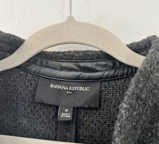 Banana Republic Dark charcoal gray textured tie jacket Size 4