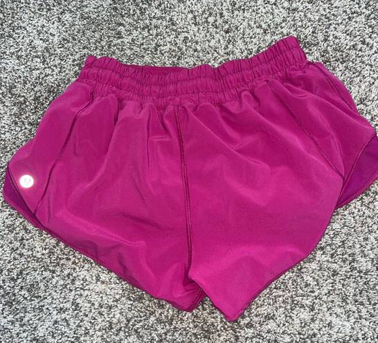 Lululemon Hotty Hot Short 2.5”