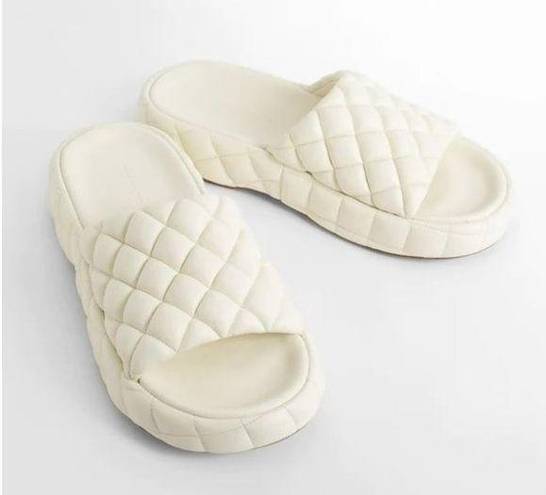 Bottega Veneta  Stretch Padded Sandals in White 40 10 With Box Womens Puffy Slide