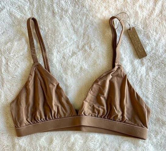 SKIMS NWT  Fits Everybody Triangle Bralette - Size Small