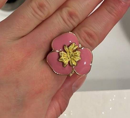 Lilly Pulitzer NWOT  flower 🌸 ring!