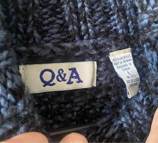 Q&A Vintage 80s  Knit Crochet Turtle Neck Balloon Sleeve Sweater