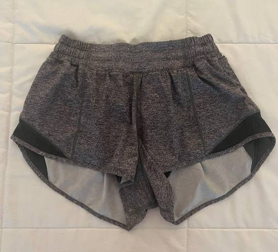 Lululemon Hotty Hot Short 2.5”