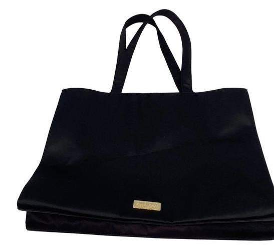 Carolina Herrera Good Girl  New York Black Shoulder Bag tote