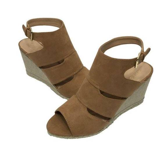 Apt. 9  SZ 10 Medium Wedges Shoes Open-Toe Desert Tan Buckle Closure Womens New