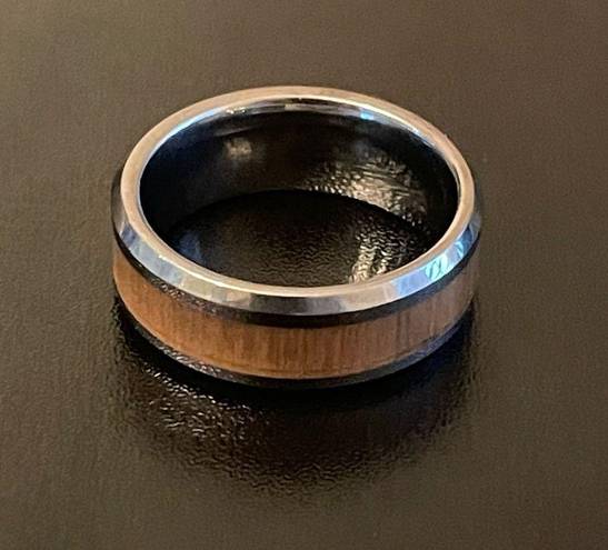 Edge Wood inlay tungsten carbide  ring size 9