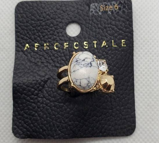 Aeropostale NWT  Gold & White Ring