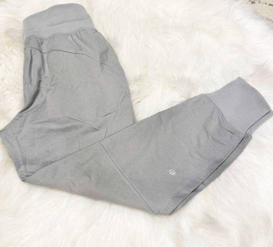 Lululemon Metro Miles Jogger Sz 4 in ✨Stargaze