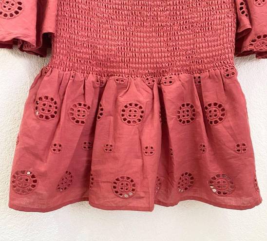 Q+A Los Angeles Spiced Brick Eyelet Smocked Peplum Bell Short Sleeves Top Size M Size M