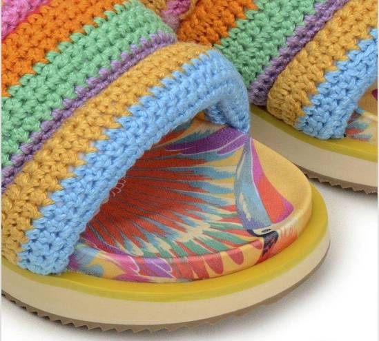 Farm Rio  Colorful Toucan Crotchet Anatomic Sandal