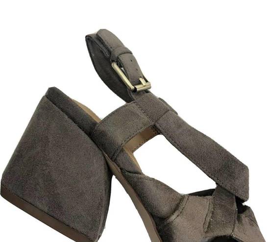 Comfortview  Women’s Size 8.5 Felipa Open Toe Ankle Strap Sandals Block Heels