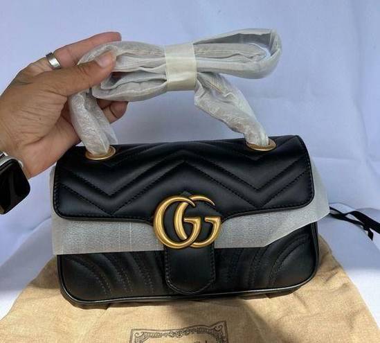 Gucci NWT  GG Marmont Small Shoulder Bag