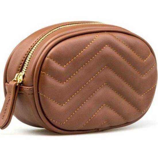 Quilted leather zipper belt pouch (NEW) Brown