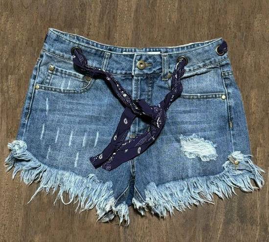 Vintage Havana  Blue Denim Distressed Cut-off Shorts with Bandana Belt Size 25